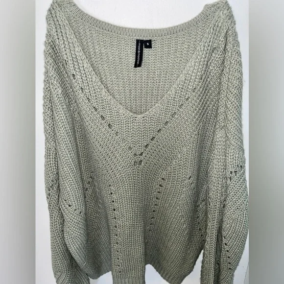 Sweater - Picture 2 of 2